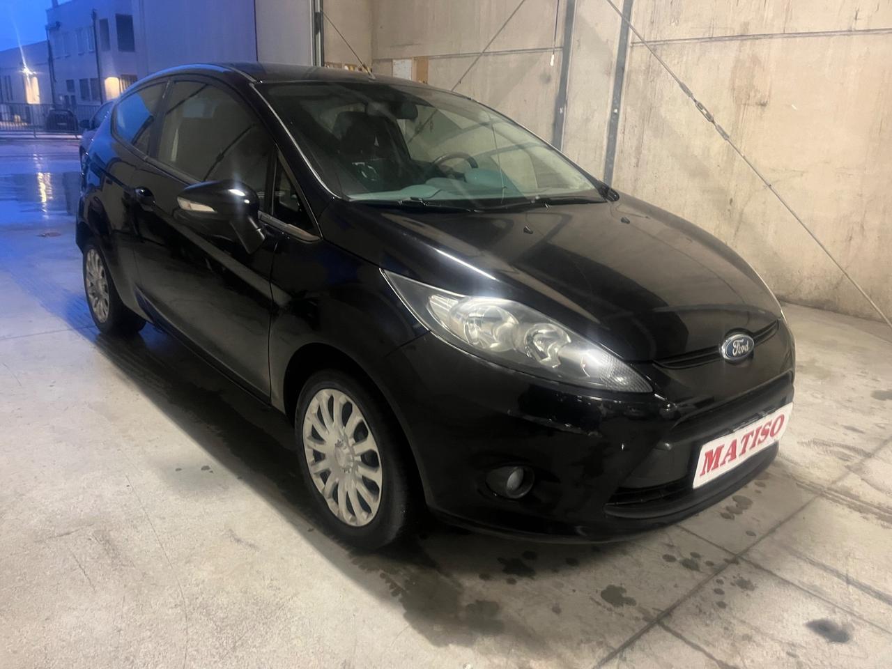 Ford Fiesta 1.2 benzina Km 86.000