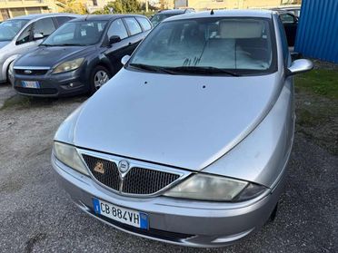 LANCIA Y 1.2i cat LS senza nessun lavoro da fare