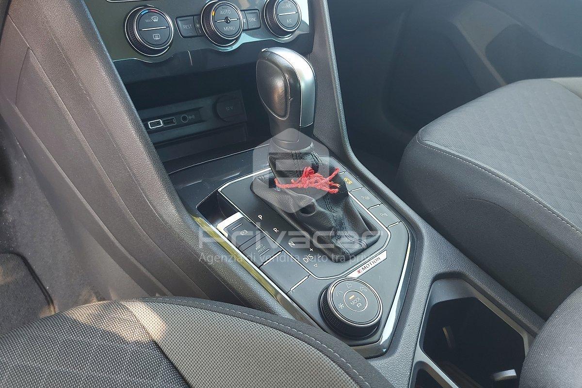 VOLKSWAGEN Tiguan 2.0 TDI SCR DSG 4MOTION Sport BMT