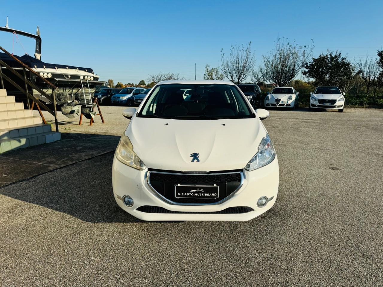 Peugeot 208 1.4 HDi 2014 neo patentati garanzia