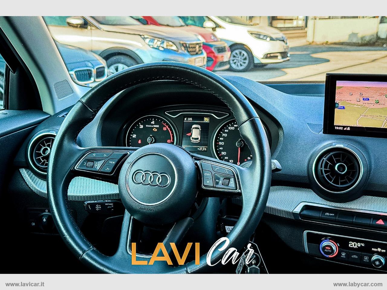 AUDI Q2 35 TDI quattro S tr. Identity Black