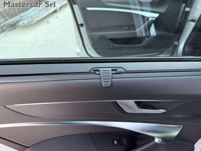 AUDI A6 Avant 40 2.0 tdi Business Sport s-tronic FZ588FW