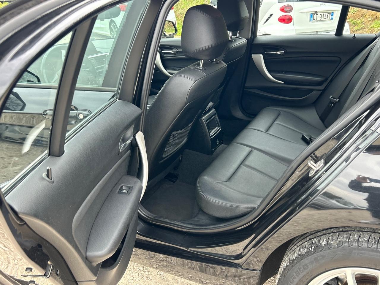 Bmw 116 116d 5p. Business neopatentati