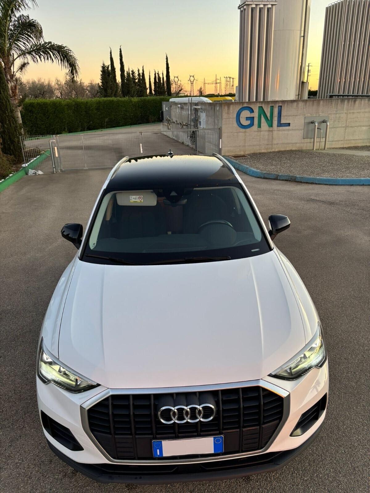 AUDI Q3 S-LINE 2.0 TDI 35 150Cv -10/2021