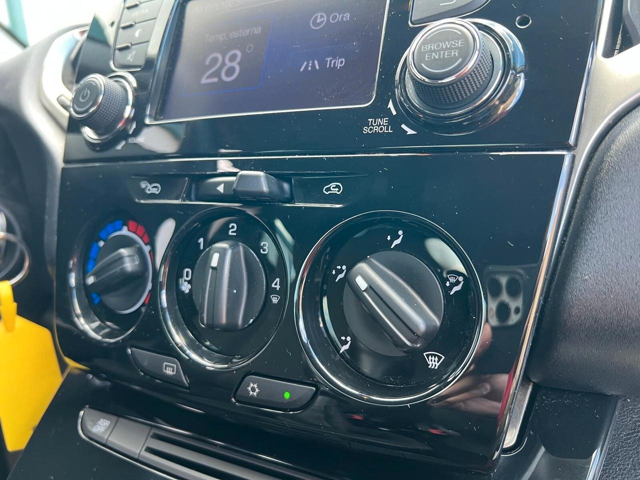 Lancia Ypsilon 1.2 69 CV 5 porte Gold