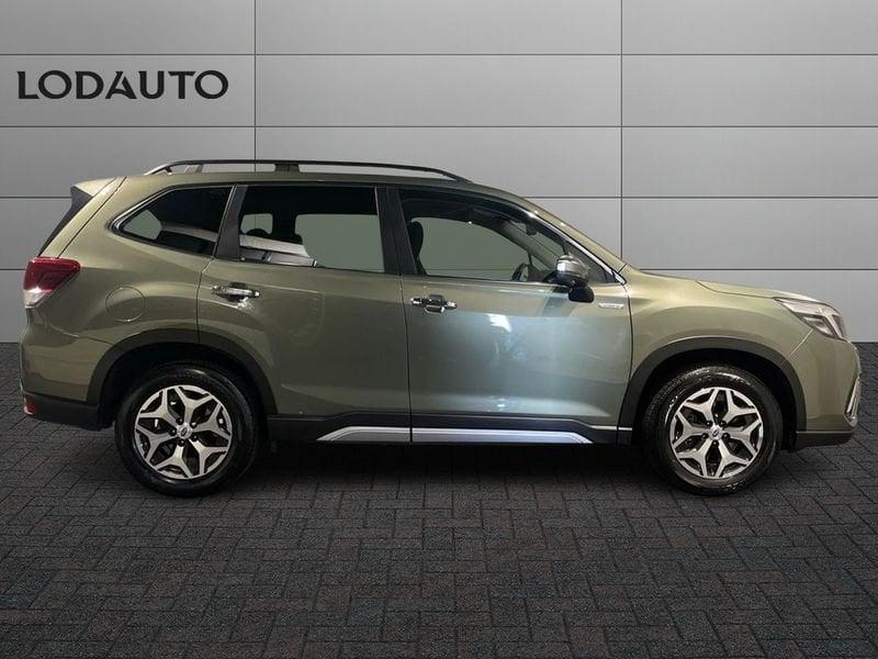 Subaru Forester 2.0 e-Boxer MHEV Lineartronic Premium