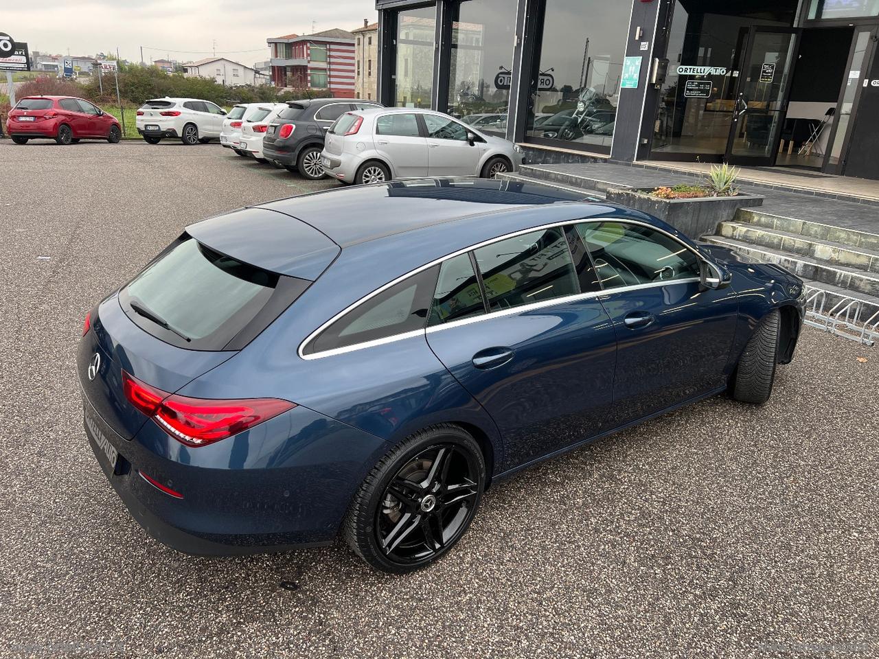 MERCEDES-BENZ CLA 200 d Aut. Shooting Brake Business IVA DEDUCIBILE