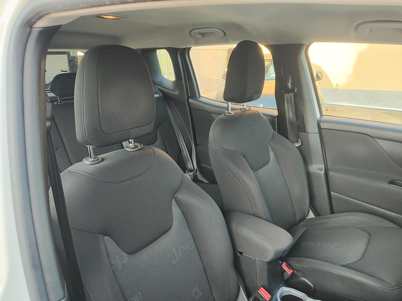 Jeep Renegade 1.6 Sport FWD