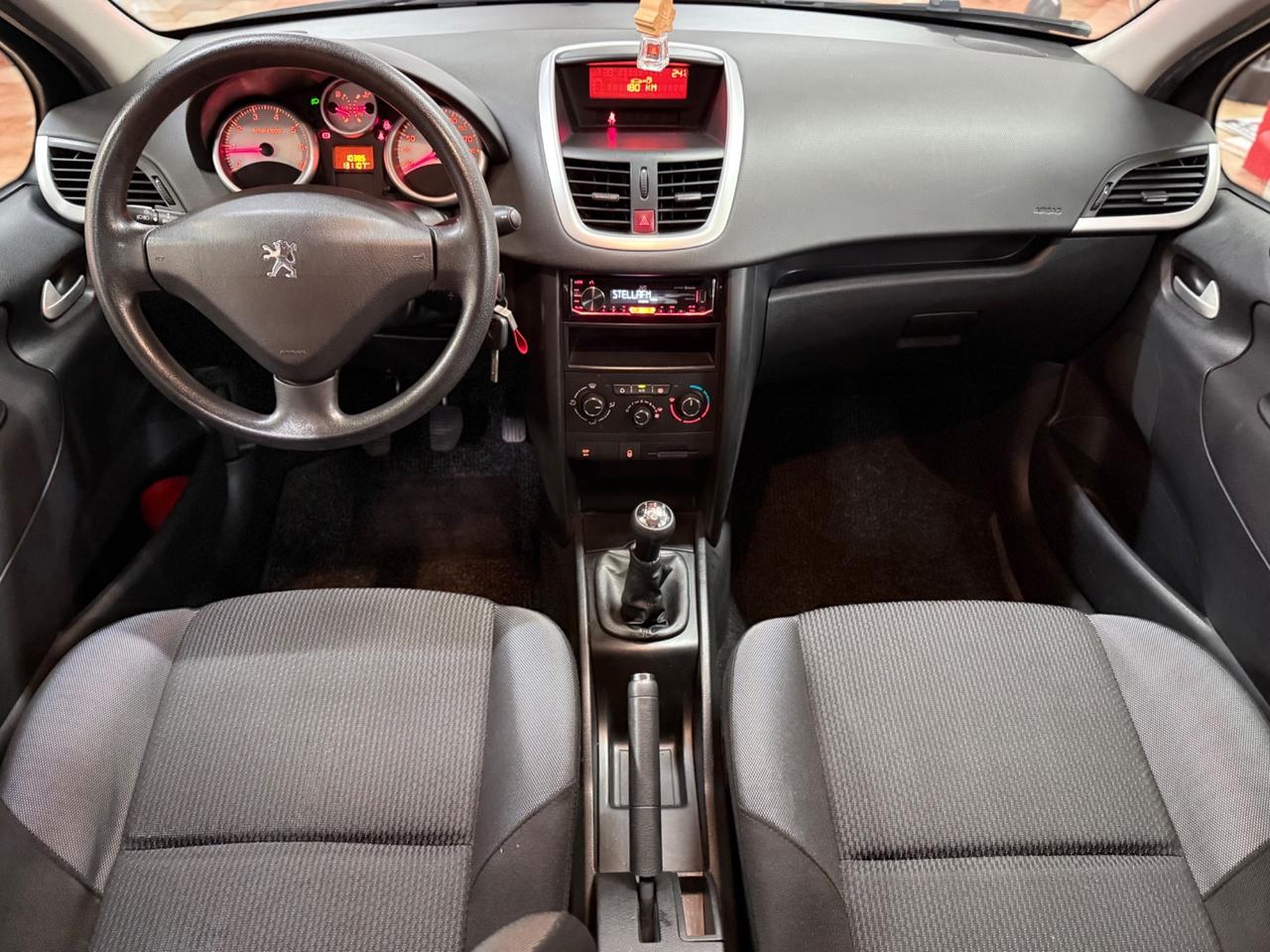 Peugeot 207 1.4 16V 75CV 5p. Benzina/GPL OK NEOPATENTATI