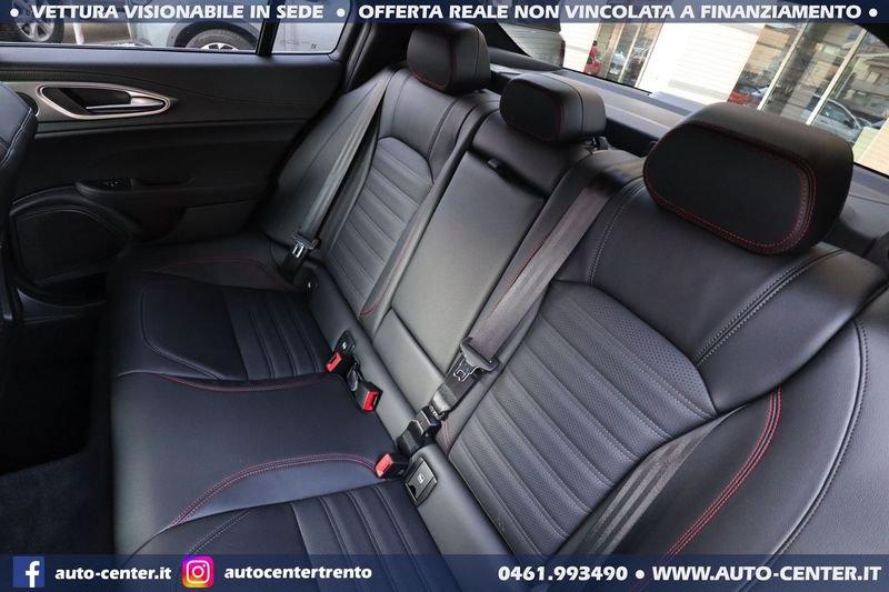 Alfa Romeo Giulia 2.0T 280cv AT8 Q4 COMPETIZIONE