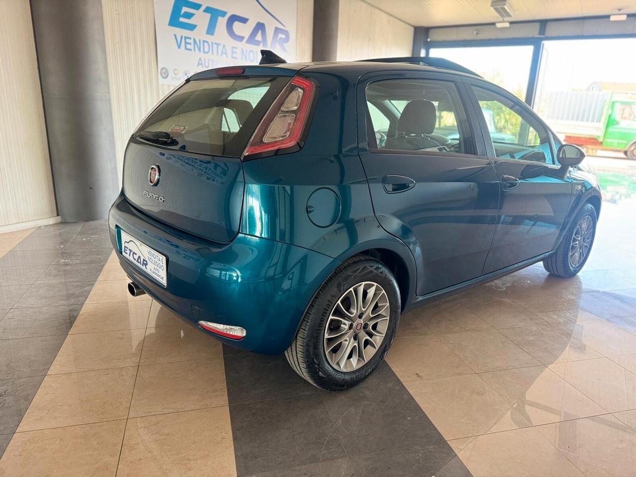 Fiat Grande Punto 1.3 MJT 75 CV 5 porte S&S Virgin Radio tetto panoramico apribile