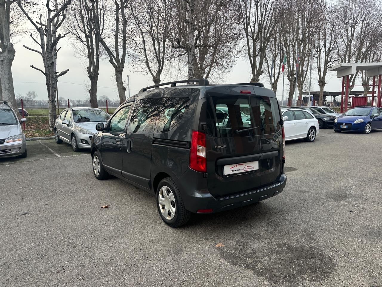 Dacia Dokker 1.6 8V 100CV Start&Stop Serie Speciale Lauréate Family