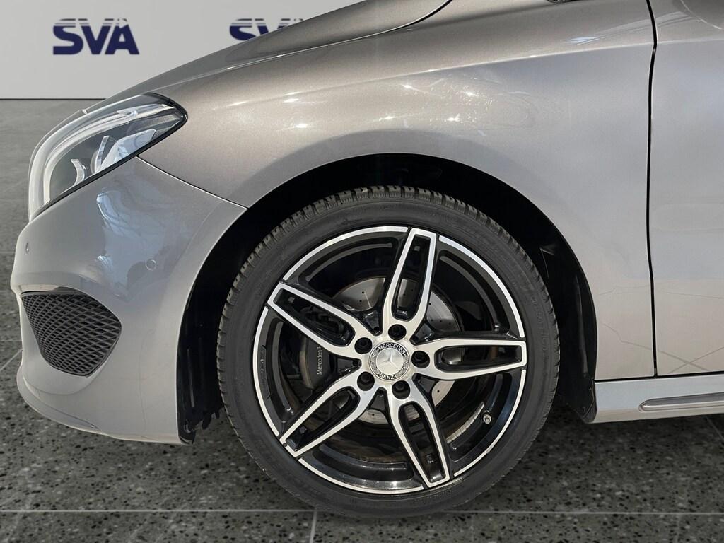 Mercedes Classe B B180d 1.5d 109CV Autom. Premium AMG - GANCIO TRAINO