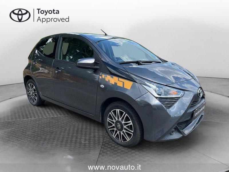 Toyota Aygo Aygo Connect 1.0 VVT-i 72 CV 5 porte x-play
