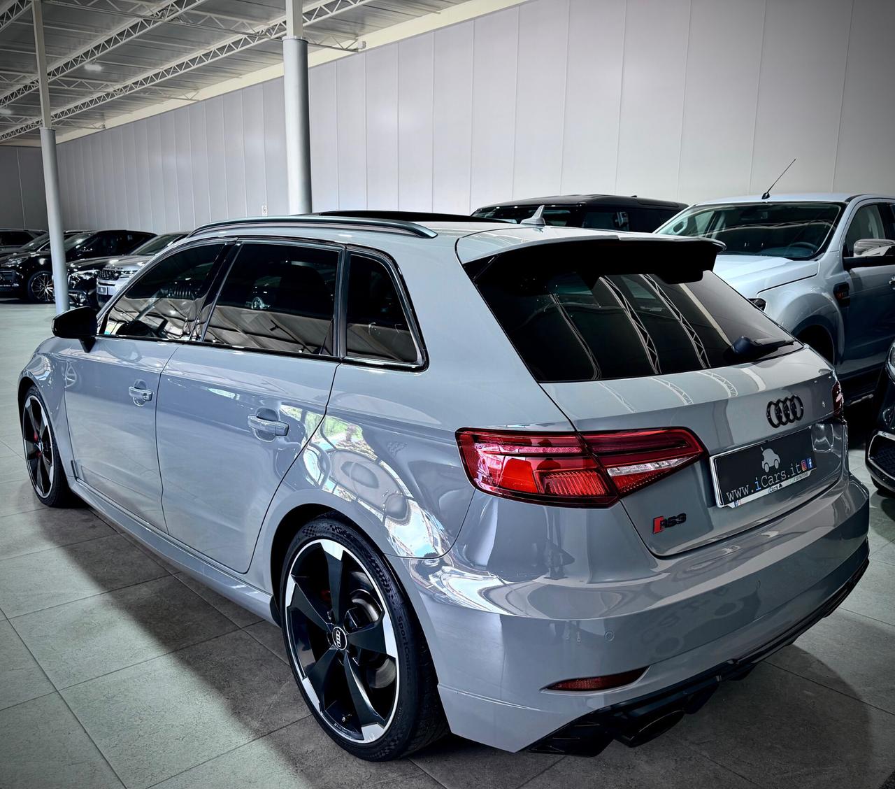 Audi RS3 2.5 TFSI 400CV Quattro S-Tronic