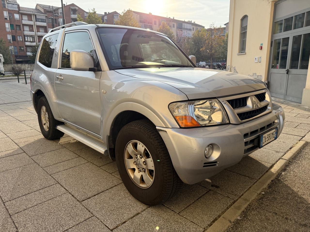 Mitsubishi Pajero Dakar 3.2 16V DI-D 3p. aut. Inv. Tecno