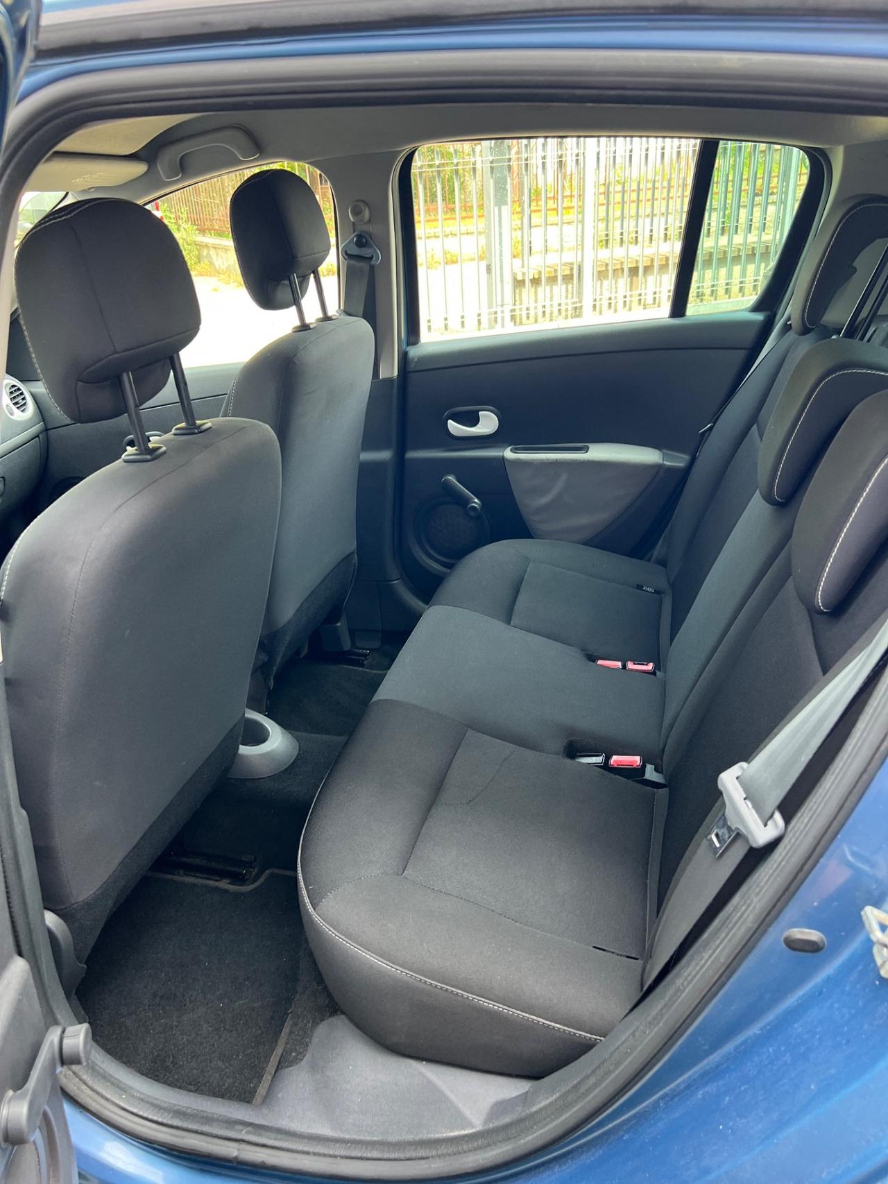 Renault Clio 1.2 16V 5 porte Yahoo!