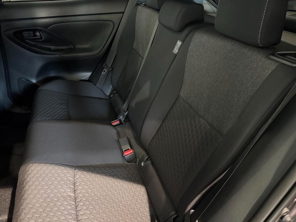 Toyota Yaris Cross 1.5h Trend fwd 130cv e-cvt Led App conn Cam 17" Neop