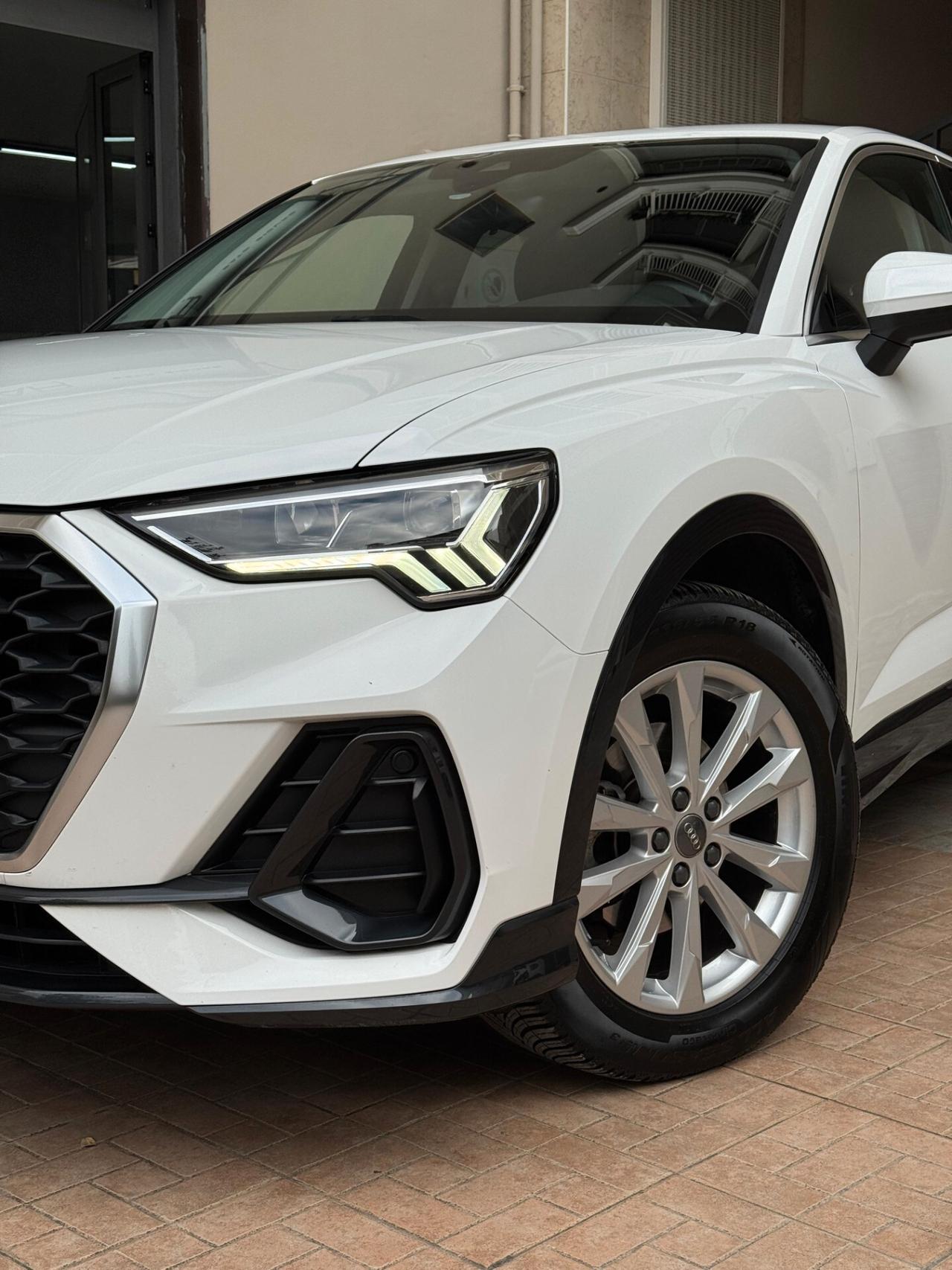 Audi Q3 SPB 35 2.0 TDI S tronic Business Plus 150 cv