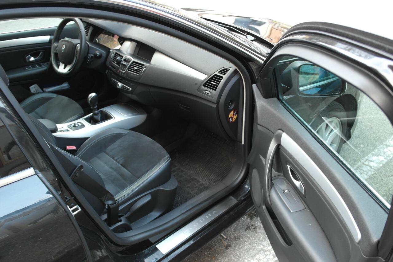 Renault Laguna 2.0 dCi 180CV Initiale