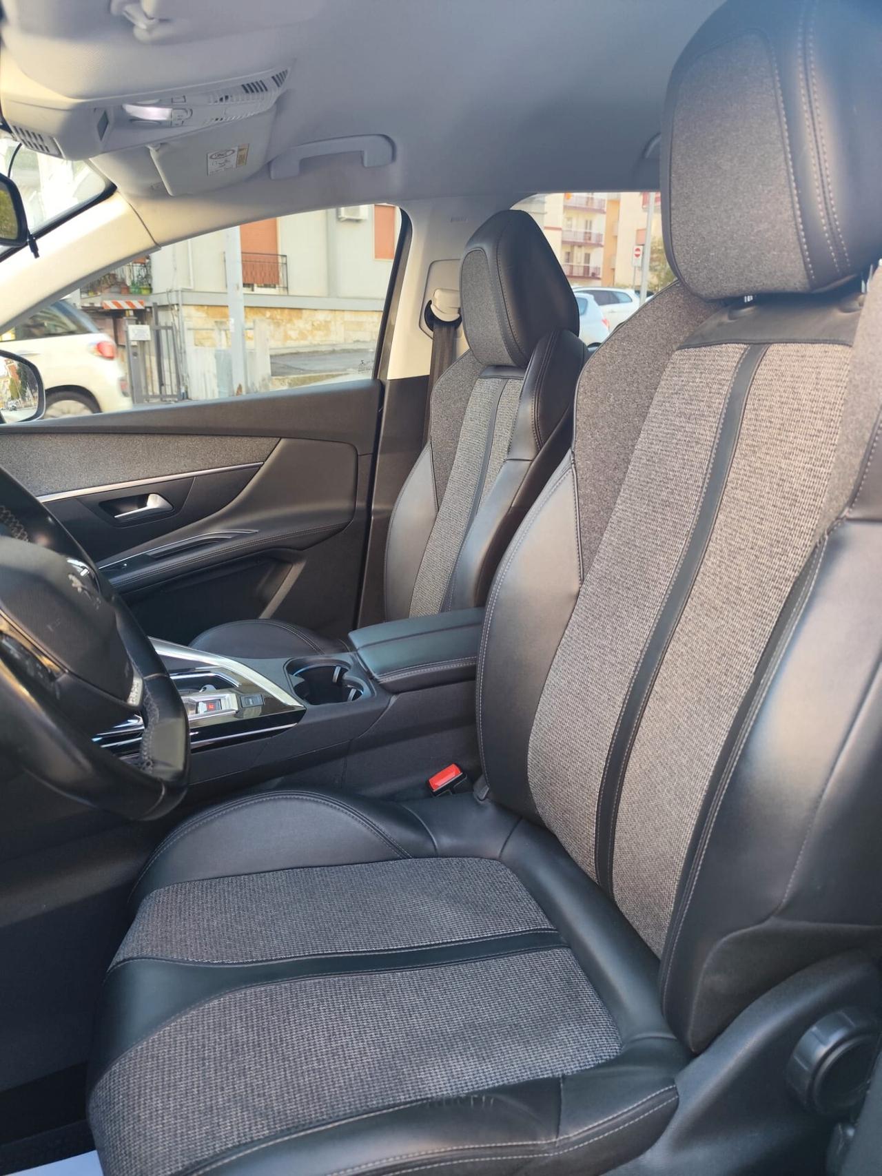 Peugeot 3008 1.5 BlueHDi GT Line * Navi * Retrocamera * Pelle * Garantita 12 Mesi
