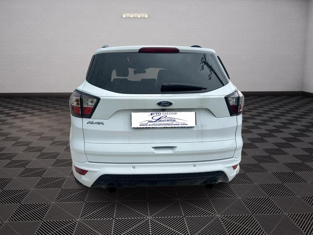 Ford Kuga 1.5 TDCI 120 CV S&S 2WD ST-Line