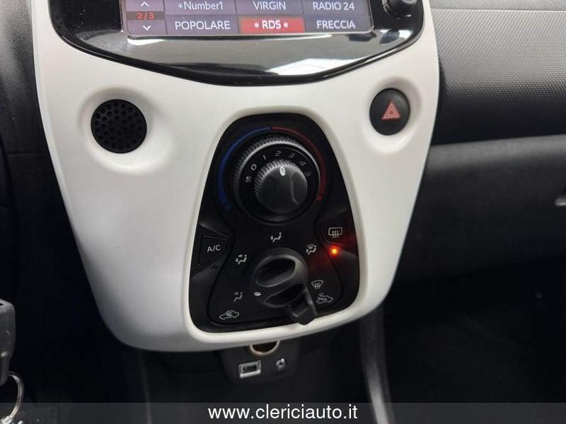 Citroën C1 VTi 68 5 porte Shine