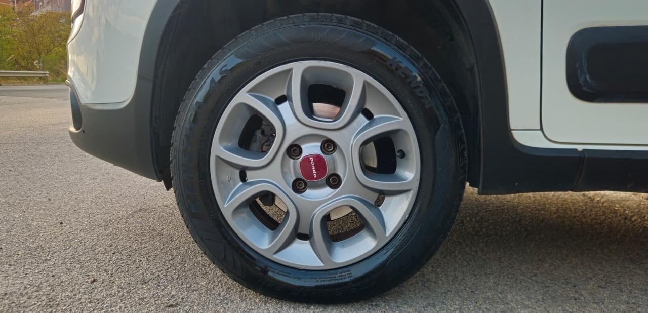 Fiat Panda 1.3 MJT Lounge 4x4