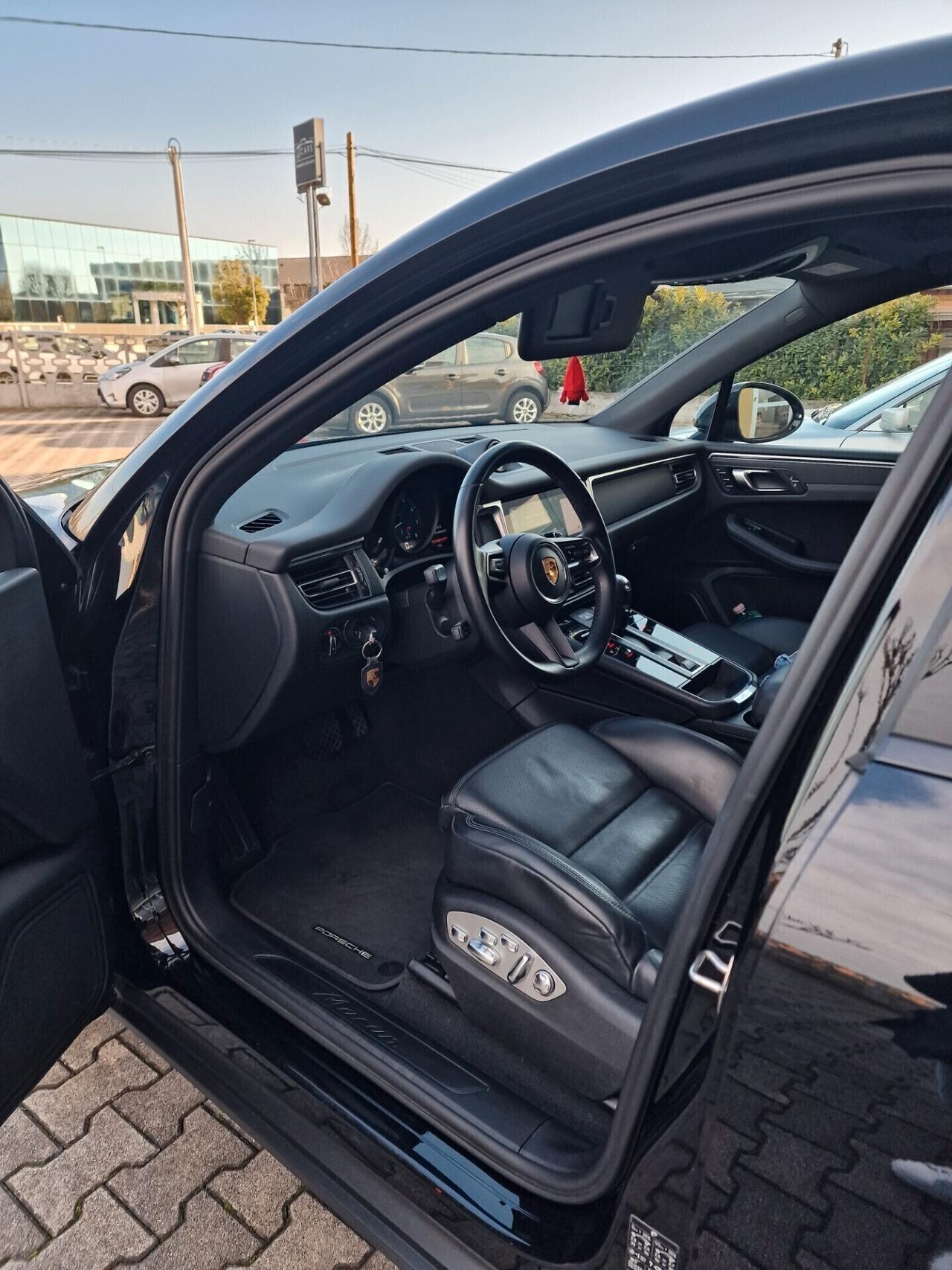 Porsche Macan 2.0 Pdk