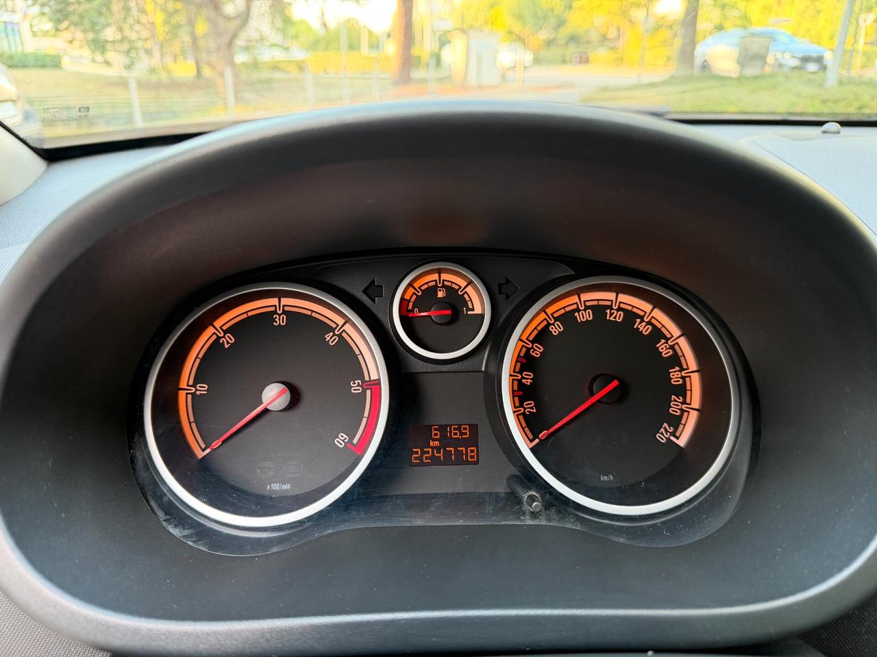 Opel Corsa 1.3 CDTI 95CV OK NEOPATENTATI