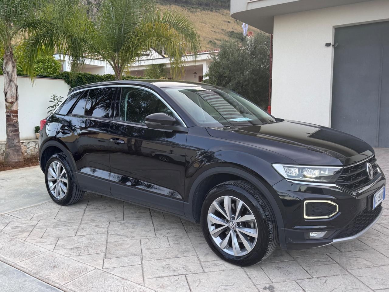 Volkswagen T-Roc 2.0 TDI SCR 150 CV DSG Business BlueMotion Technology