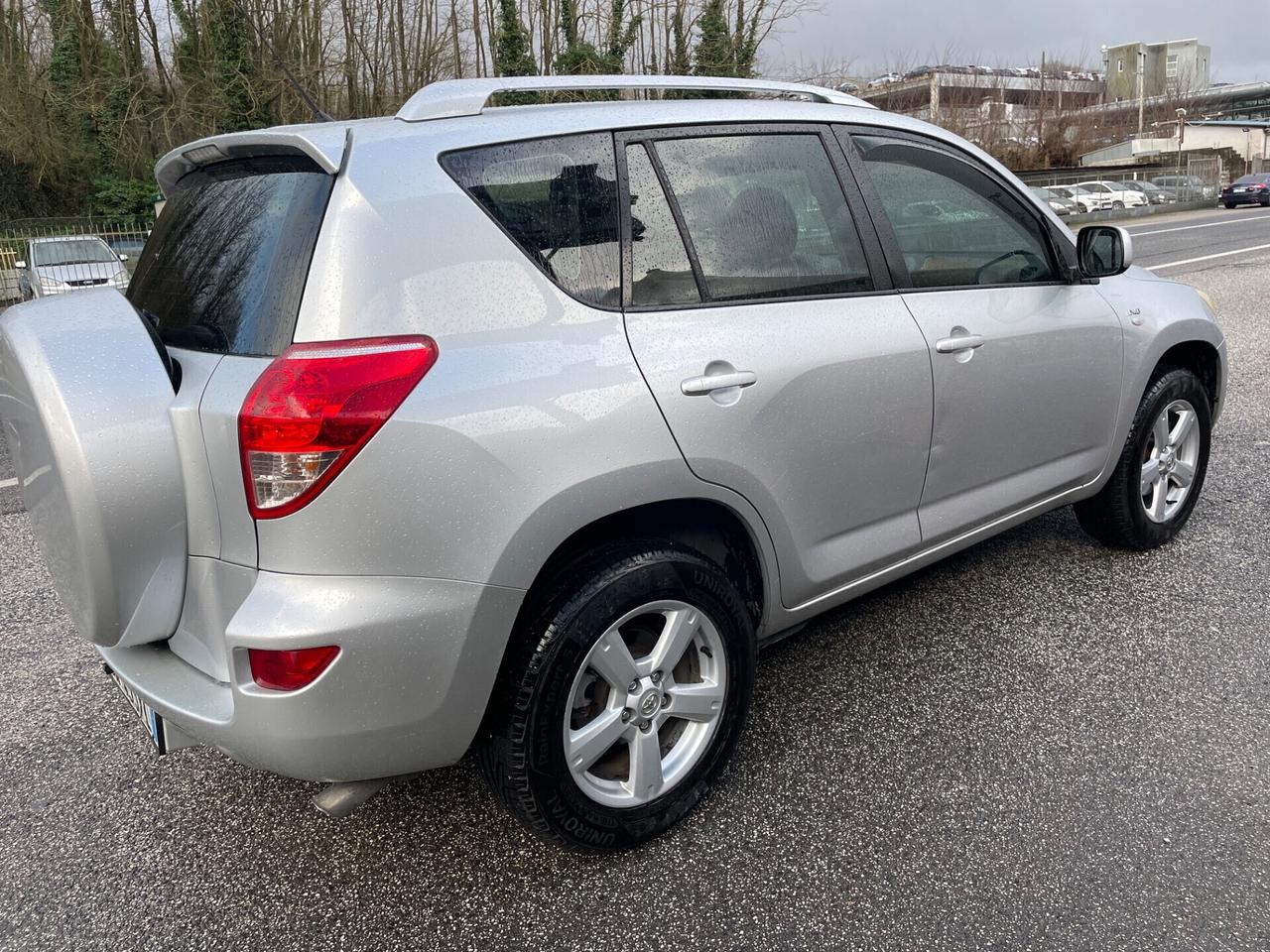 Toyota RAV 4 RAV4 2.2 D-4D 136 CV Luxury