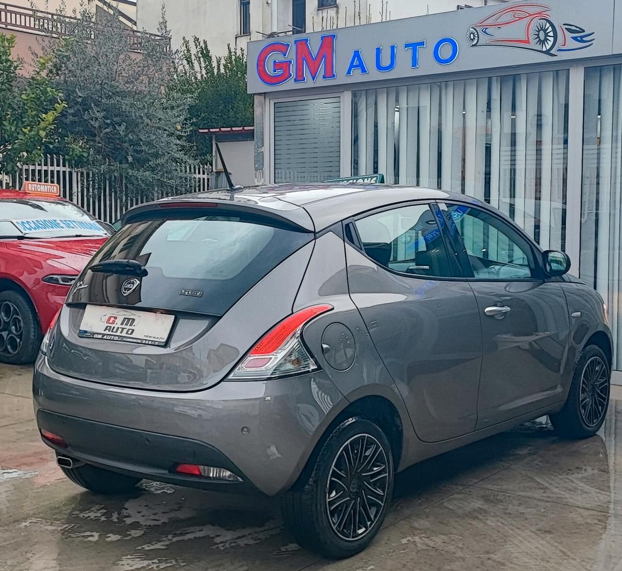 Lancia Ypsilon 1.0 5 porte Hybrid Gold 2023