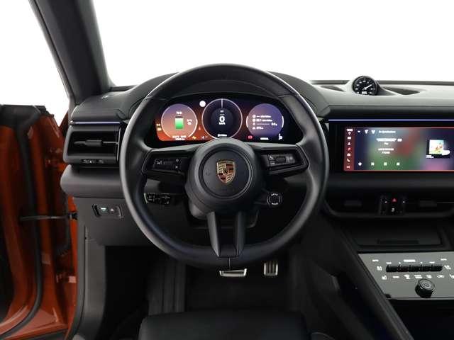 Porsche Macan 4