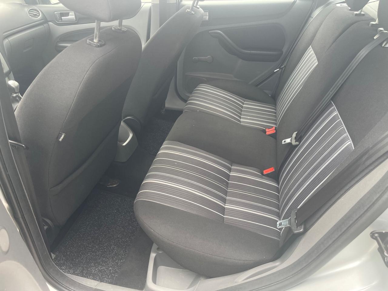 Ford Focus 1.6 105 CV SOLO 100 MILA KM