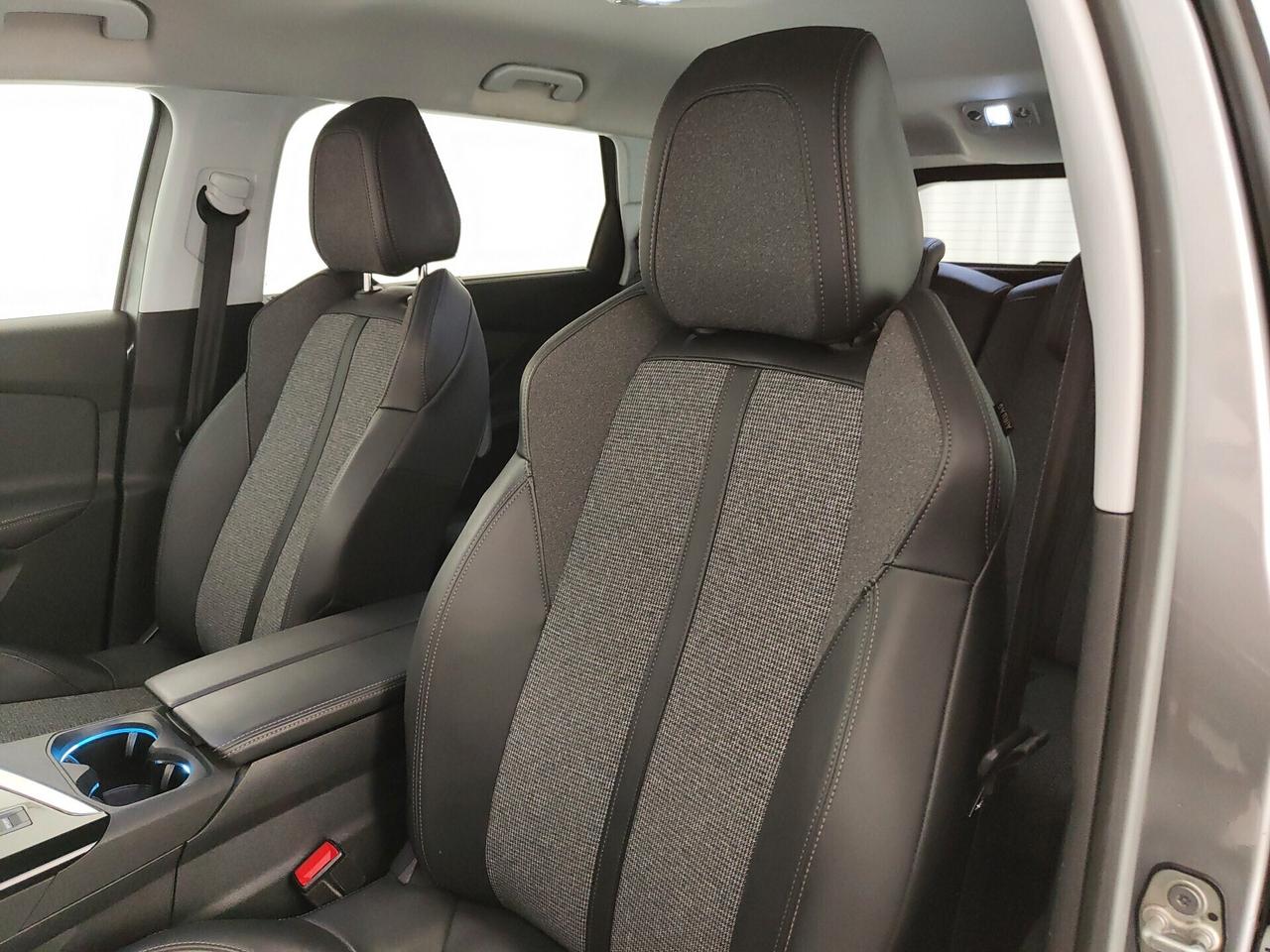 Peugeot 5008 BlueHDi 130 S&S EAT8 Allure