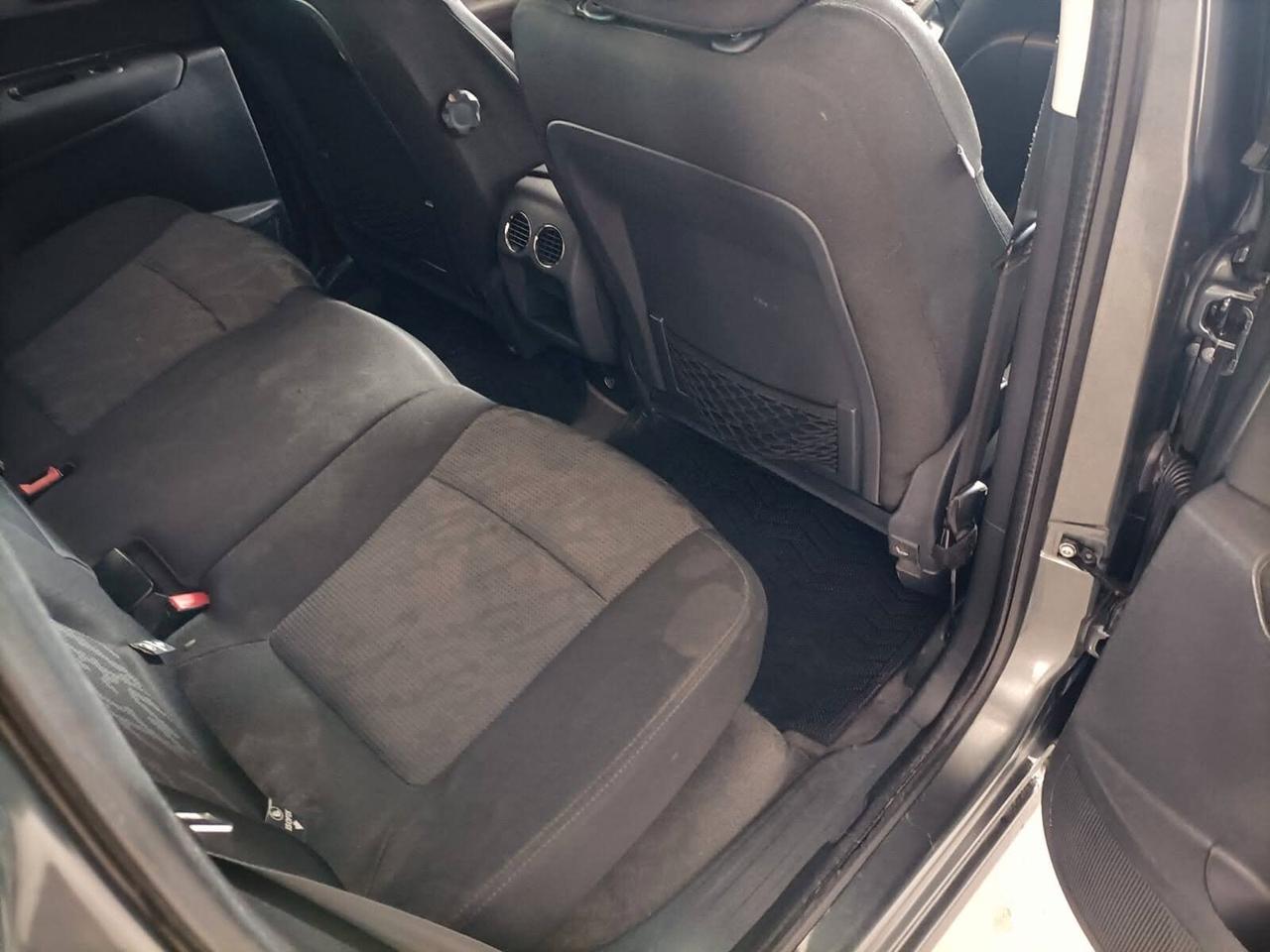 Peugeot 3008 1.6 HDi 112CV Premium 04/2011