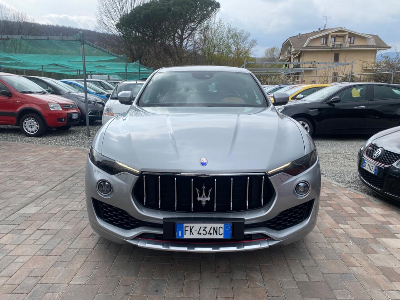 Maserati Levante V6 Diesel 275 CV AWD