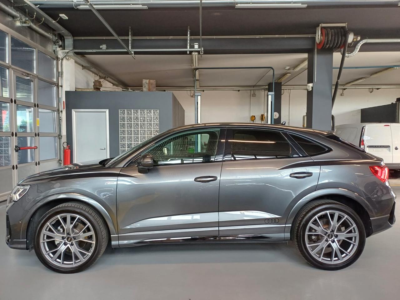Audi Q3 SPB 35 TFSI S tronic S line edition