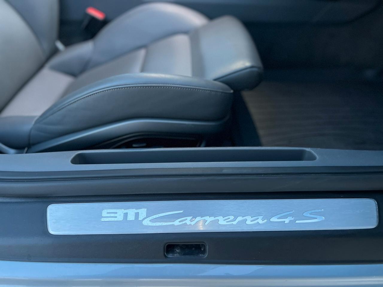 Porsche 911 992 Carrera 4S 3.0 450cv PDK PASM TETTO ITALIANA TAGLIANDI CASA MADRE