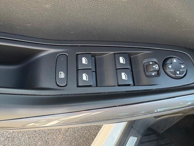 Opel Grandland X 1.6 Hybrid Plug-in aut. FWD