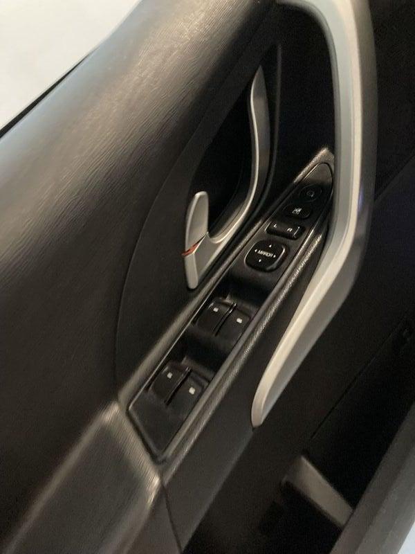 Mahindra XUV500 XUV500 2.2 16V FWD W8