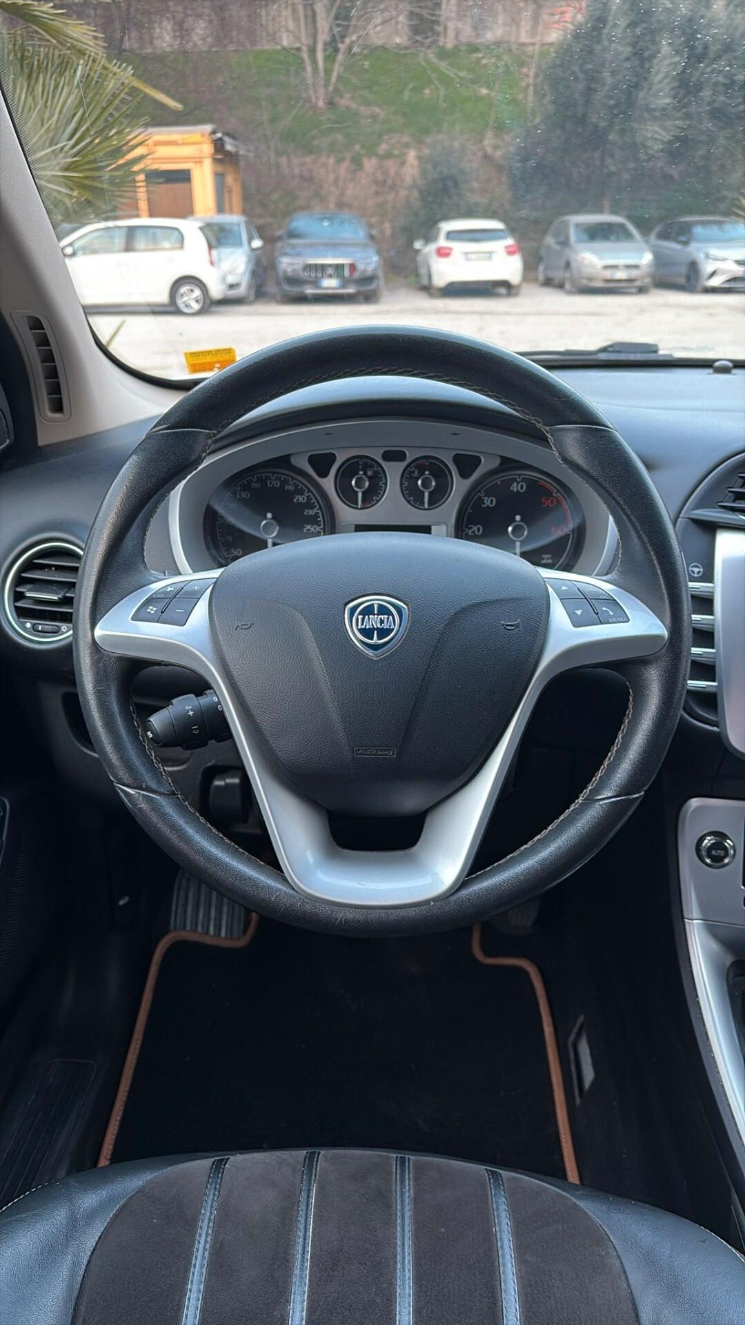 Lancia Delta 1.6 MJT DPF PLATINO