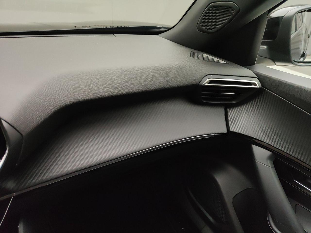 PEUGEOT 2008 II 2020 1.2 PURETECH 130CV ALLURE EAT8