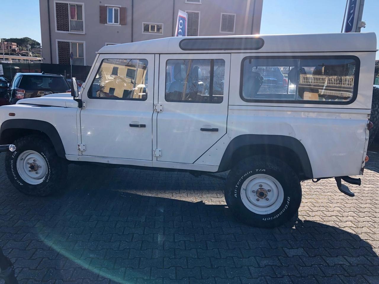 Land Rover Defender 110 2.4 TD4 Station Wagon 7 POSTI FATTURABILE IVA DEDUCIBILE UNICO PROPRIETARIO