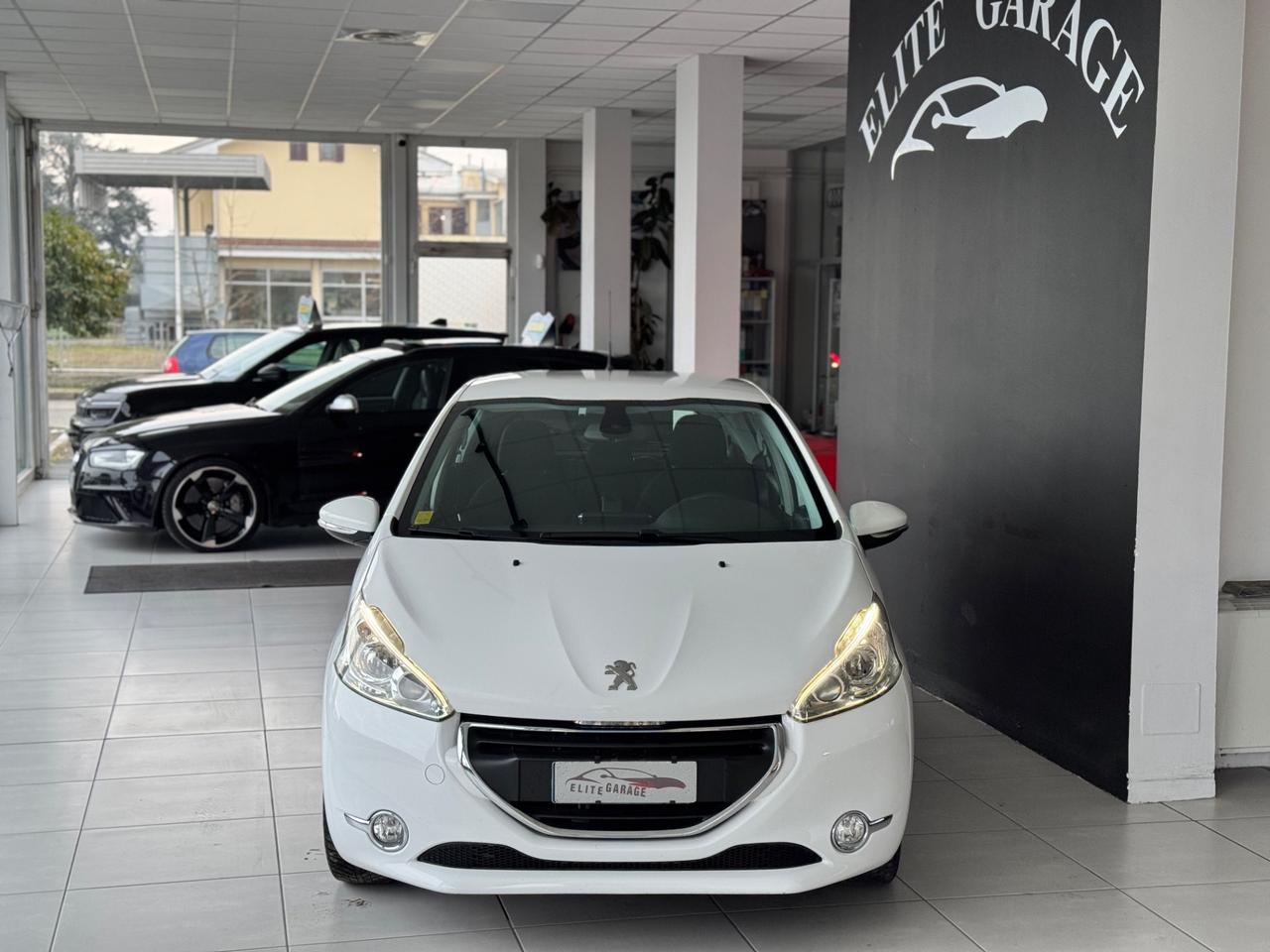 Peugeot 208 1.2 82cv Allure Neopatentati E6 60.000km