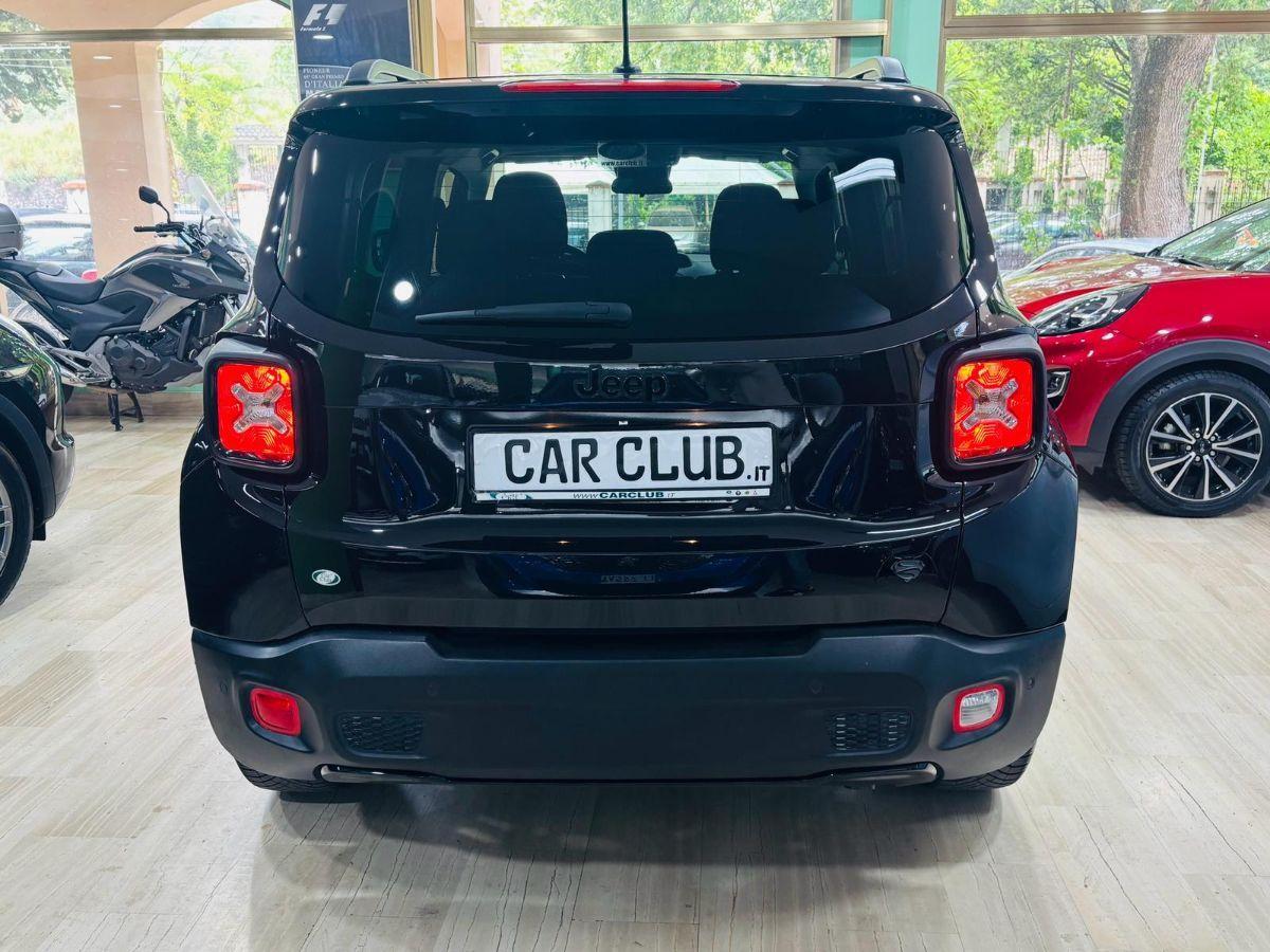 Jeep Renegade 1.6 M.Jet 120cv Dawn of Justice Total Black