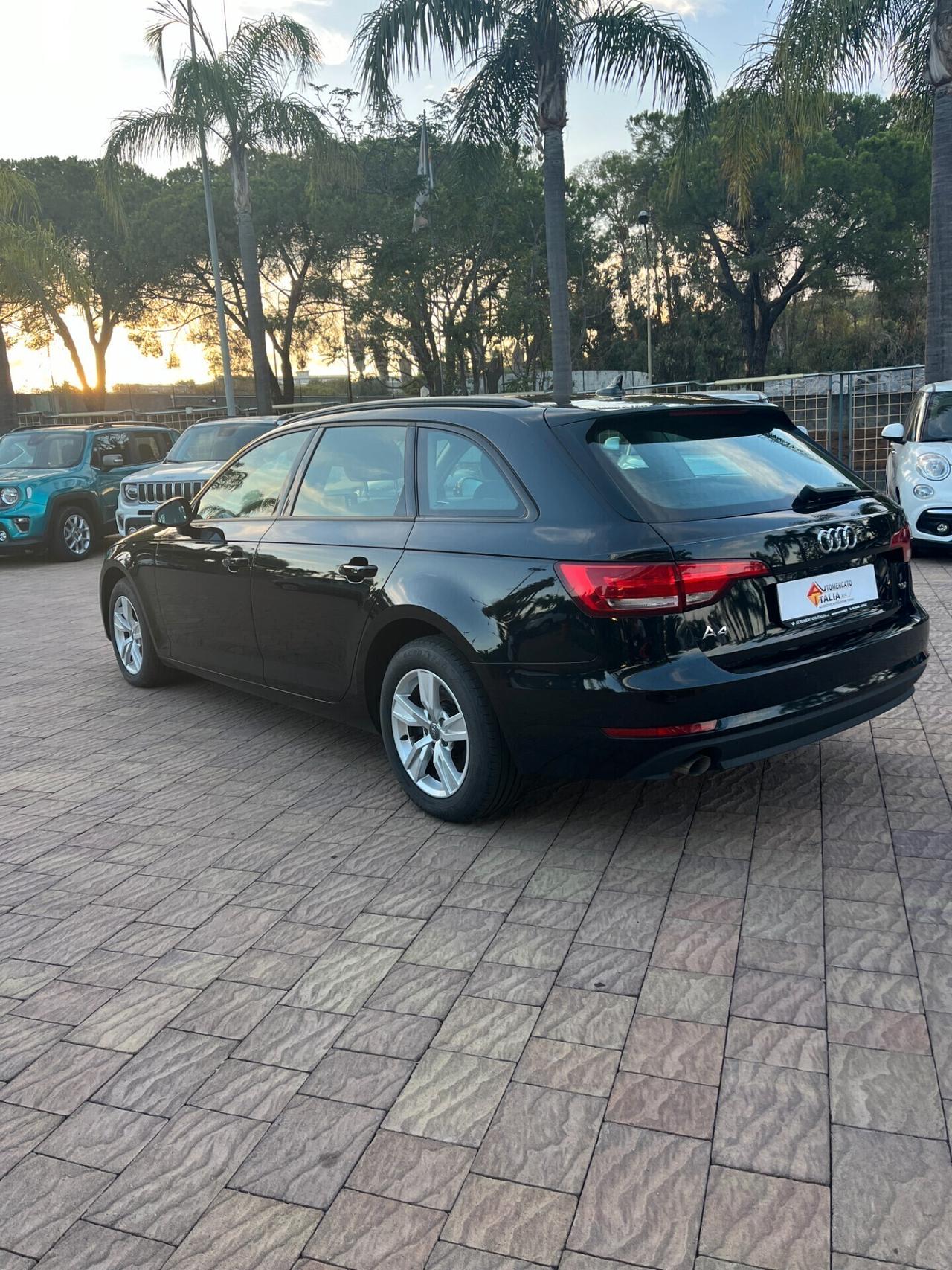 Audi A4 2.0 TDI 150 CV ultra S tronic Business