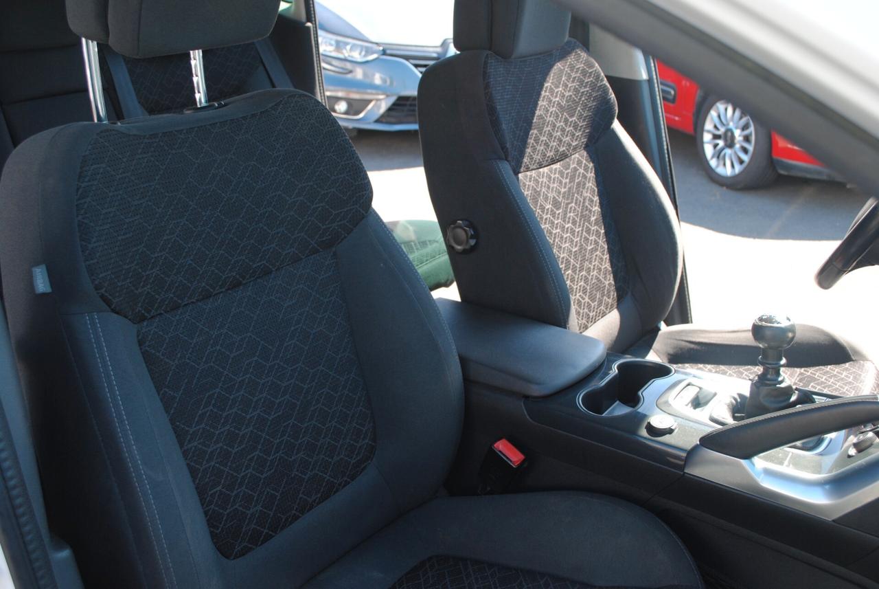 PEUGEOT 3008 1.6 HDI 114 CV