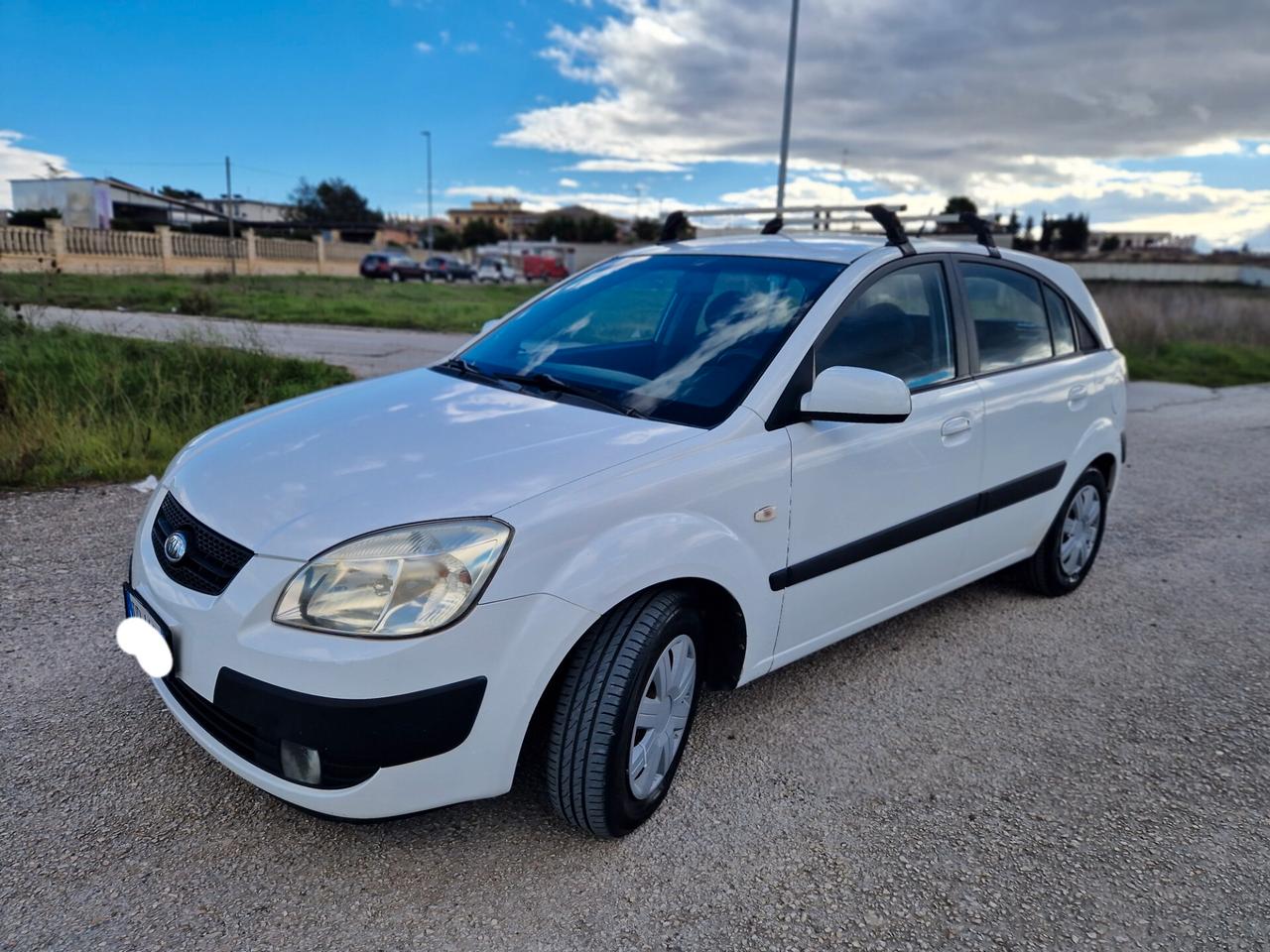 Kia Rio 1.5 16V CRDi 5p. EX Challenge